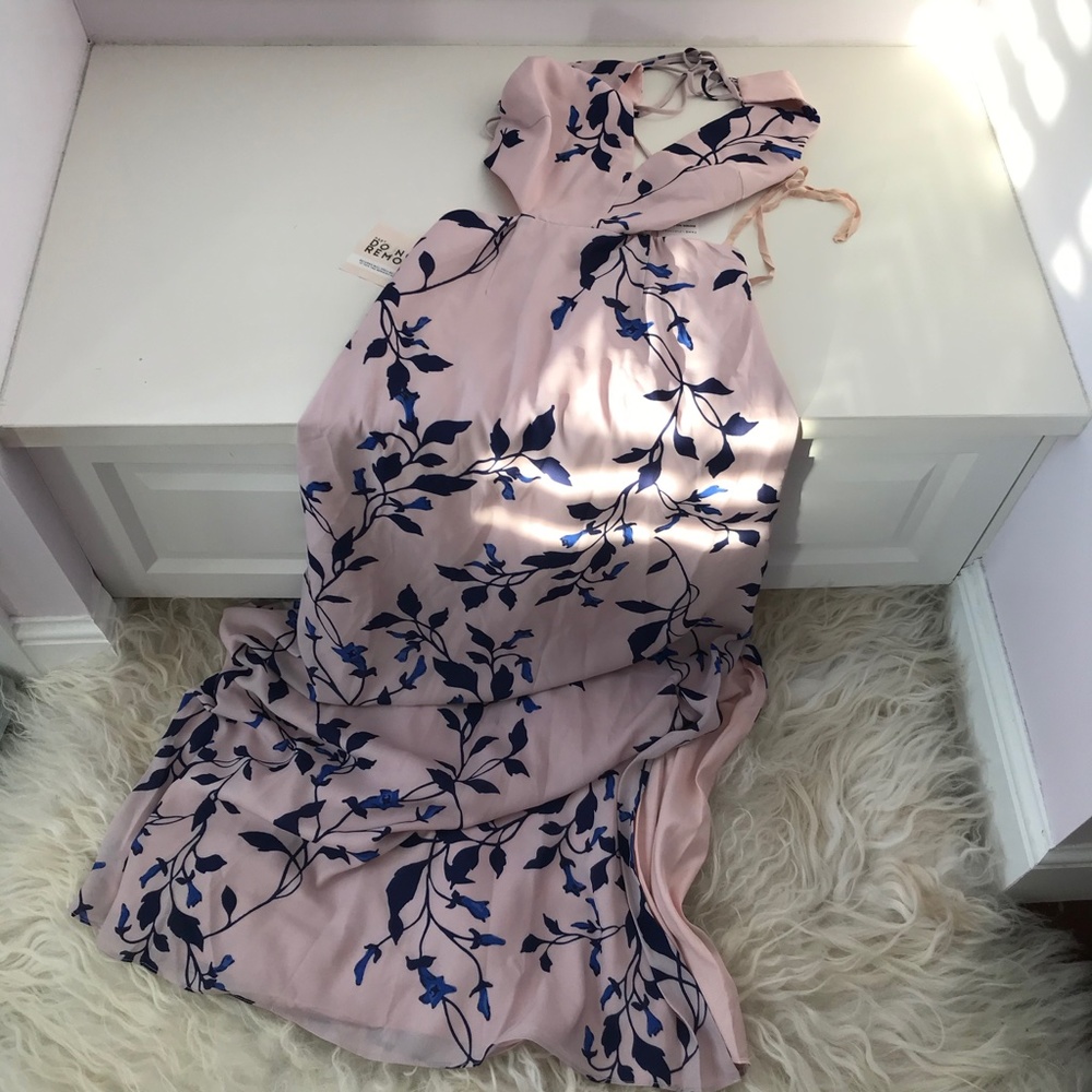 FAME AND PARTNERS V-Neck Strappy Maxi Dress - Picture 5 of 6